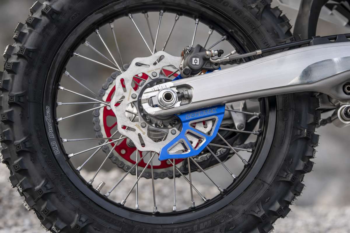 Verstärkter Factory Bremsscheibenschutz hinten V2.2 (KTM/ Husqvarna/ GasGas/ StarkVarg)